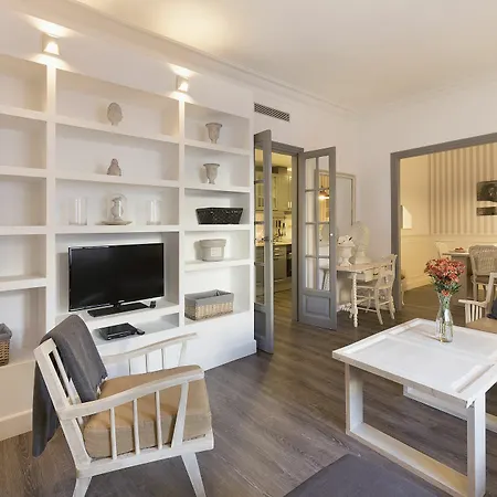 Eixample Casanova Nextdoor Barcelona
